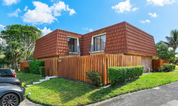 3425 San Bernadino Drive 57-b, Delray Beach, FL 33445