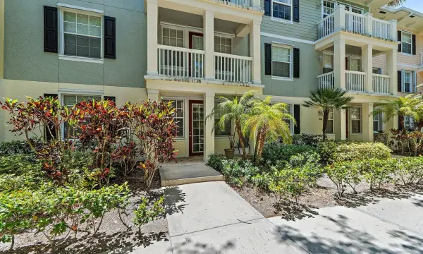 275 Murcia Drive 104, Jupiter, FL 33458