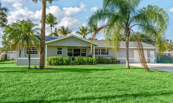 6537 Monmouth Road, West Palm Beach, FL 33413