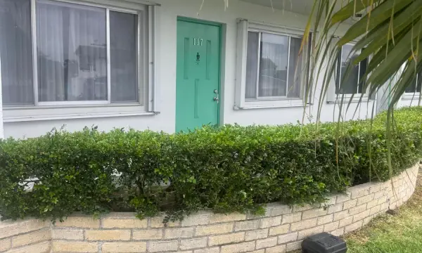 2381 Sunset Avenue 117, Lake Worth Beach, FL 33461