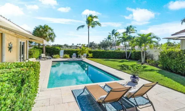 8222 Dominica Place, Wellington, FL 33414