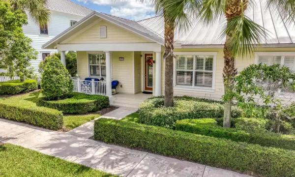 3311 Duncombe Drive, Jupiter, FL 33458