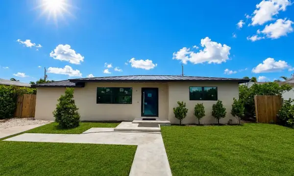 329 Laurie Road, West Palm Beach, FL 33405