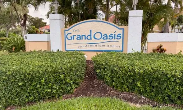 5661 Riverside Drive 203b7, Coral Springs, FL 33067