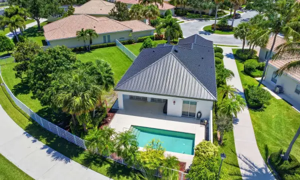 8142 Jolly Harbour Court, Wellington, FL 33414