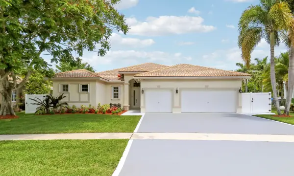 10075 Freesian Way, Lake Worth, FL 33449
