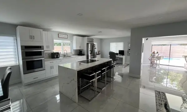 6800 SW 7th Place, North Lauderdale, FL 33068