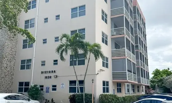 1830 Dixianna Street 201, Hollywood, FL 33020