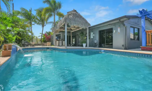 910 NE 23rd Court, Pompano Beach, FL 33064