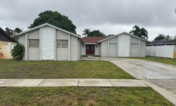589 Cashiers Drive, West Palm Beach, FL 33413