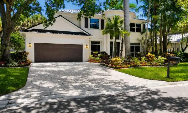 6020 NW 104th Lane, Parkland, FL 33076