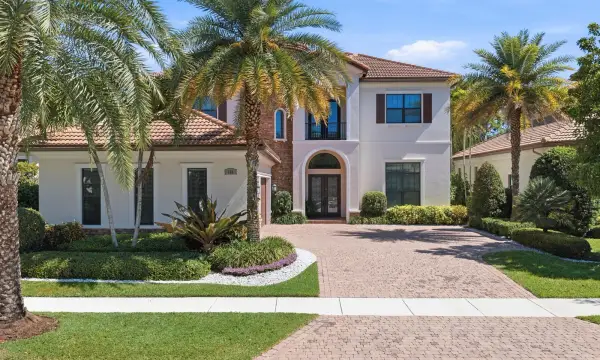 165 Gardenia Isle Drive, Palm Beach Gardens, FL 33418