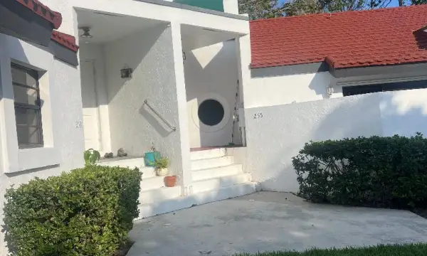 255 NW 36th Avenue, Deerfield Beach, FL 33442