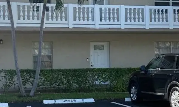 324 SE 10th Street 207, Dania Beach, FL 33004