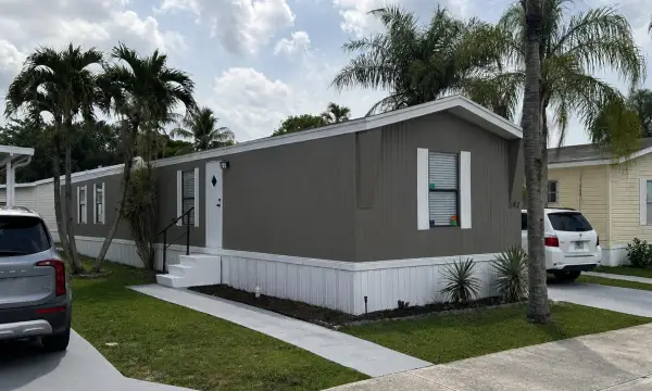 182 Plantation Boulevard, Greenacres, FL 33467