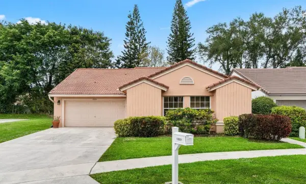 10001 Country Brook Road, Boca Raton, FL 33428