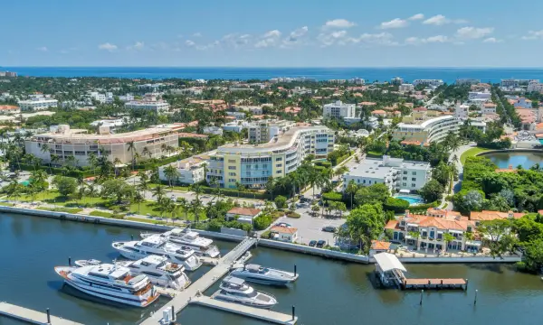 389 S Lake Drive Phb, Palm Beach, FL 33480