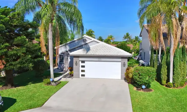 333 NW 45th Terrace, Deerfield Beach, FL 33442