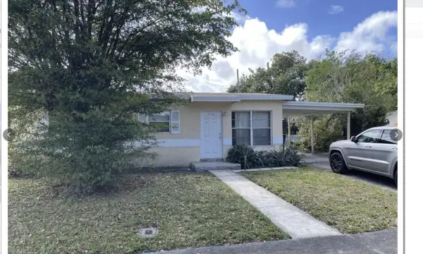 1328 Lee Street, Delray Beach, FL 33444