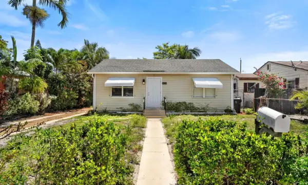 926 S L Street, Lake Worth Beach, FL 33460