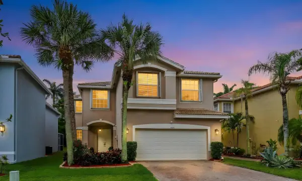 5068 Northern Lights Drive, Greenacres, FL 33463