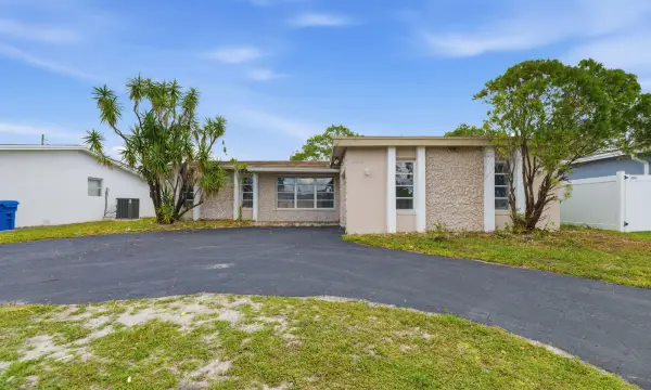 2420 NW 89th Avenue, Sunrise, FL 33322
