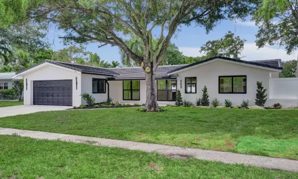 669 SW 3rd Street, Boca Raton, FL 33486
