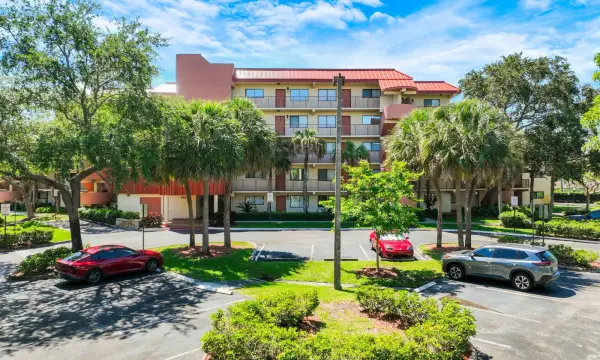 7451 NW 16th Street 108, Plantation, FL 33313