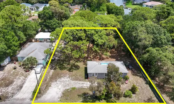 6761 Palm Garden Street, Jupiter, FL 33458