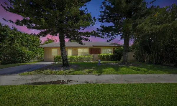 115 SE 11th Avenue, Boynton Beach, FL 33435