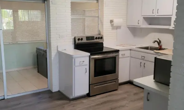 6781 Charleston Street, Hollywood, FL 33024