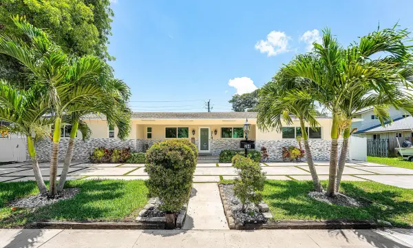 214 SE 5th Street, Dania Beach, FL 33004