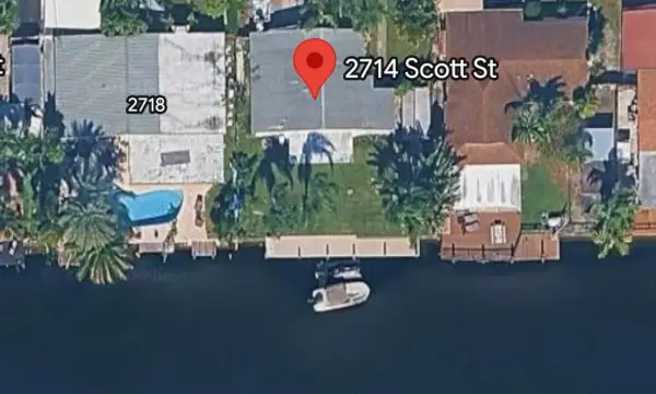 2714 Scott Street, Hollywood, FL 33020