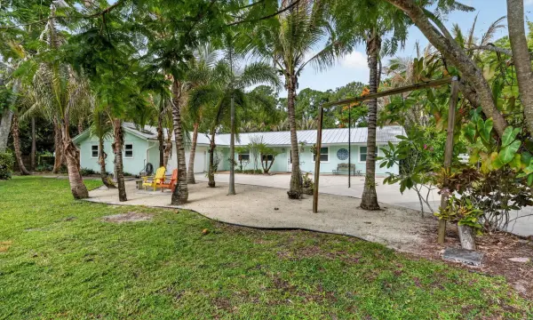 17391 Alexander Run, Jupiter, FL 33478