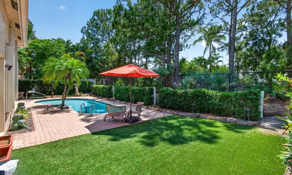 68 Lake Eden Drive, Boynton Beach, FL 33435