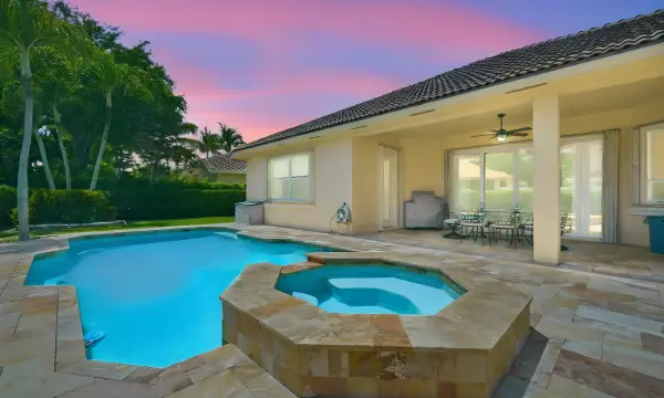 6018 NW 56th Circle NW, Coral Springs, FL 33067