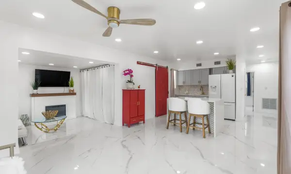 201 NE 28th Court, Boynton Beach, FL 33435