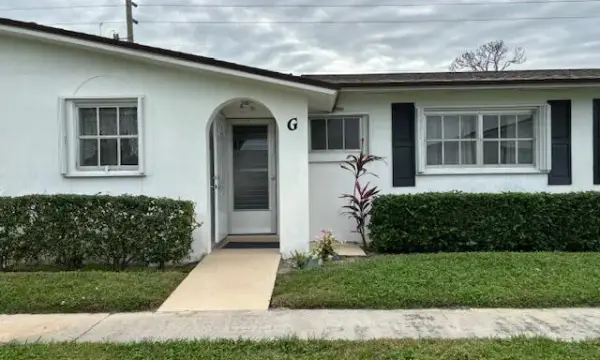 2936 Crosley Drive E G, West Palm Beach, FL 33415