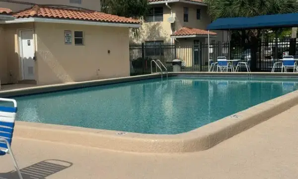 3211 NW 103rd Terrace 106-c, Coral Springs, FL 33065