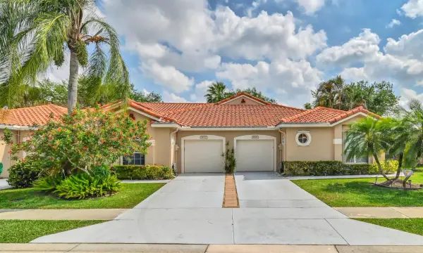 8072 Key West Lane, Boynton Beach, FL 33472