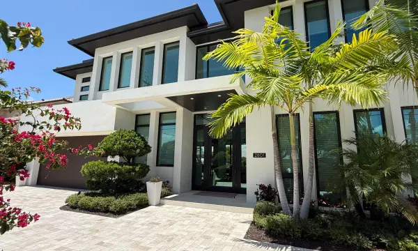 2801 NE 36th Street, Lighthouse Point, FL 33064