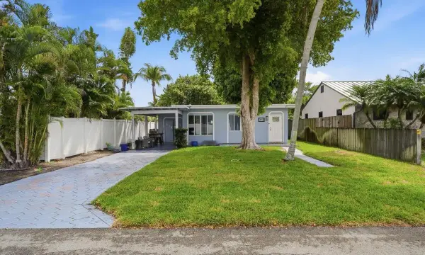712 NE 10th Avenue, Pompano Beach, FL 33060