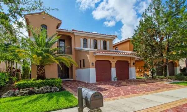 8192 Canopy Terrace, Parkland, FL 33076