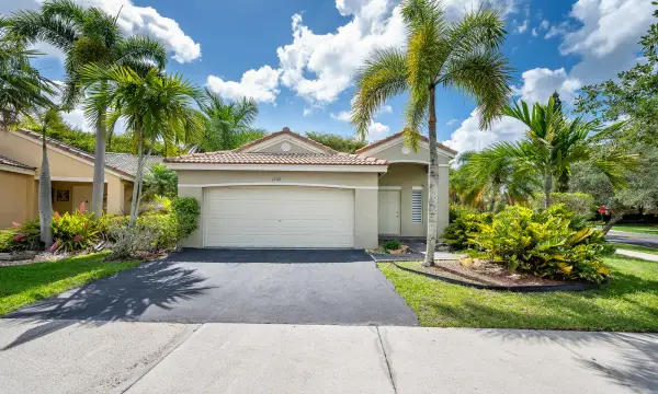 Address Withheld, Weston, FL 33327