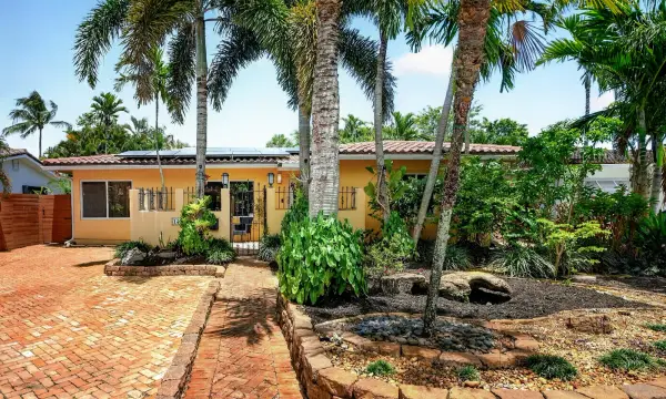 1426 NE 17th Avenue, Fort Lauderdale, FL 33304