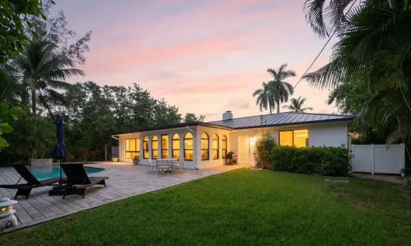 35 Anna Street, Ocean Ridge, FL 33435