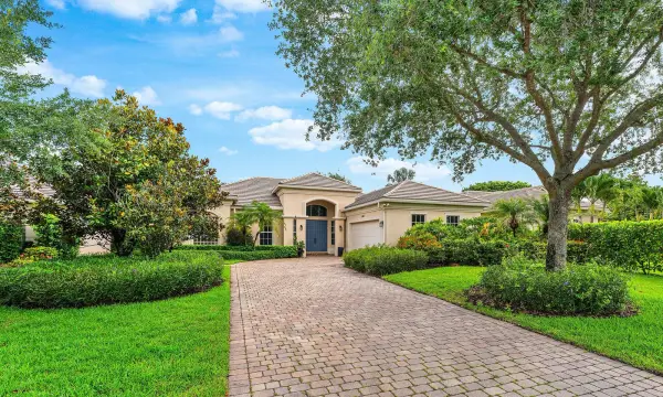 2068 Wightman Drive, Wellington, FL 33414