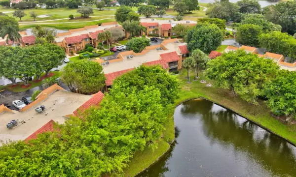 11255 Green Lake Drive 202, Boynton Beach, FL 33437