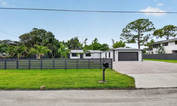 3192 Riddle Road, West Palm Beach, FL 33406