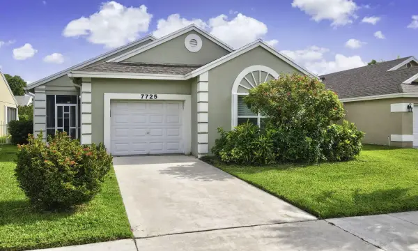 7725 Mansfield Hollow Road, Delray Beach, FL 33446